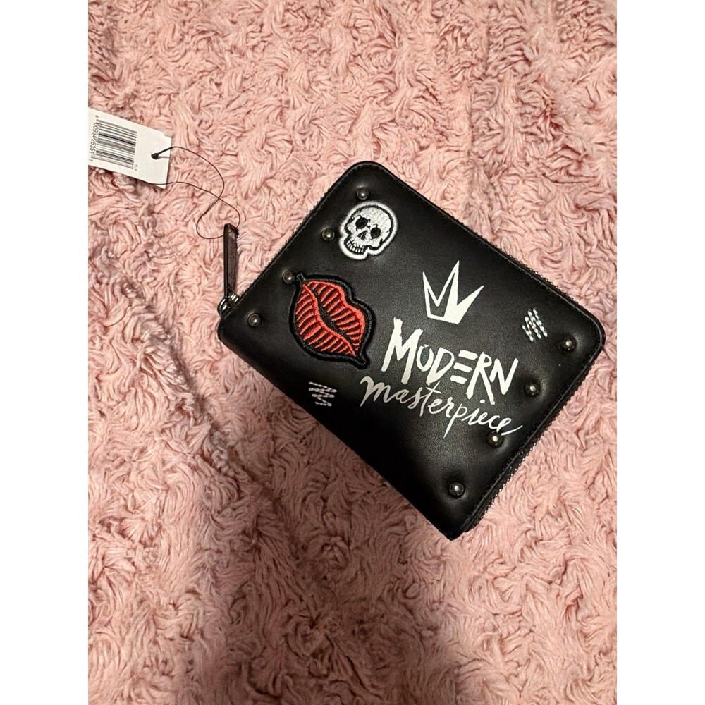 Disney Loungefly Cruella Live Action Movie Wallet NWT